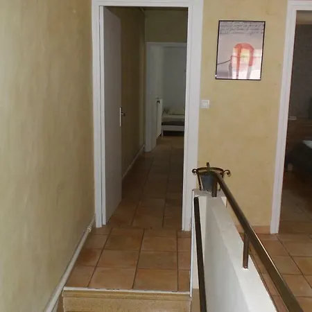 Spacieux Face A La Cite Medievale Дом отдыха *